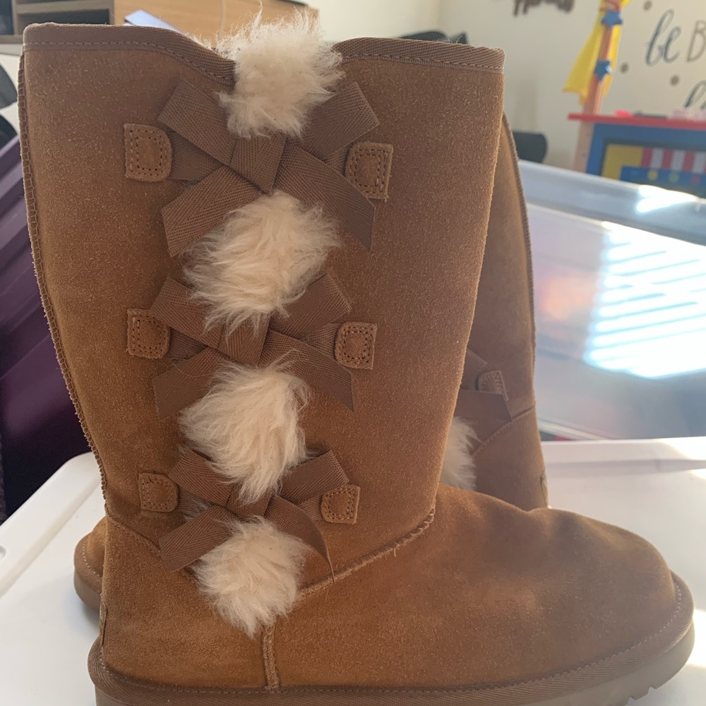 Kookaburra by UGG boots